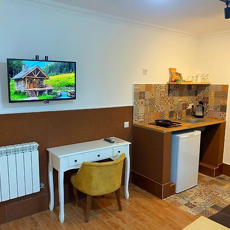 Hotel Orange クタイシ エクステリア 写真