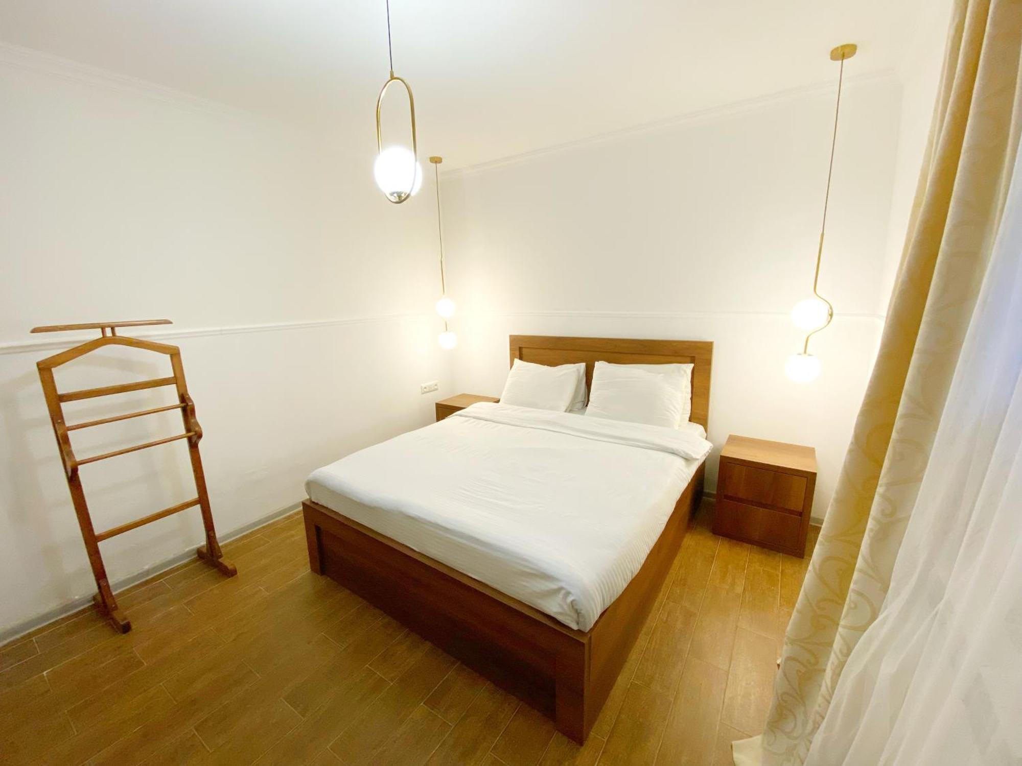 Hotel Orange クタイシ エクステリア 写真
