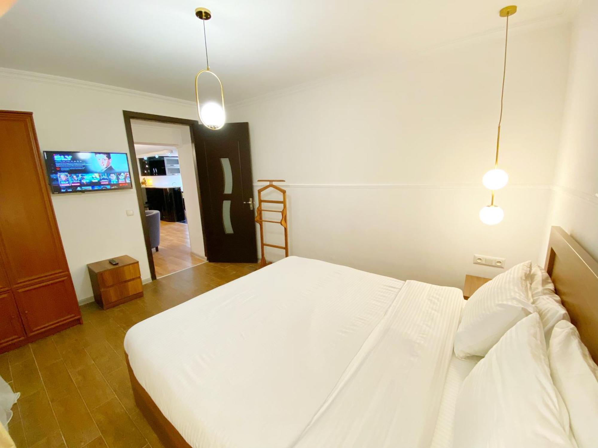 Hotel Orange クタイシ エクステリア 写真
